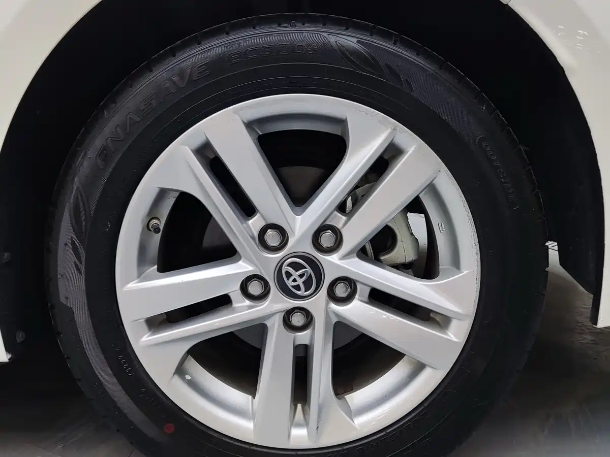 Toyota Levin 2022 TNGA 1.5L CVT Progressive Edition фото 15