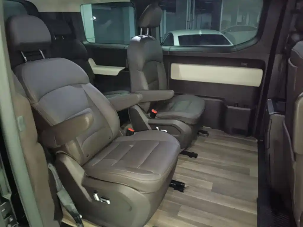 Yuan Cheng Geely Xingfu 2025 2024 Fortune Edition 68.03kWh (Complete Vehicle) 7-Seater