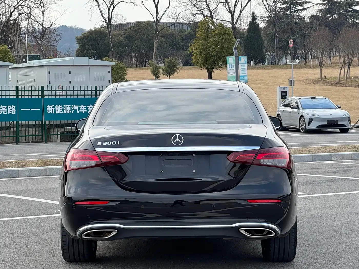 Mercedes-Benz E-Class 2022 E 300 L Luxury фото 18