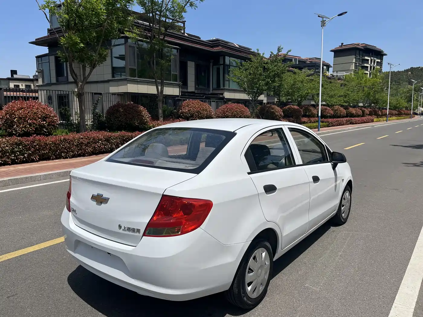Chevrolet Sail 2013 Sedan 1.2L AMT Ideal Edition фото 6