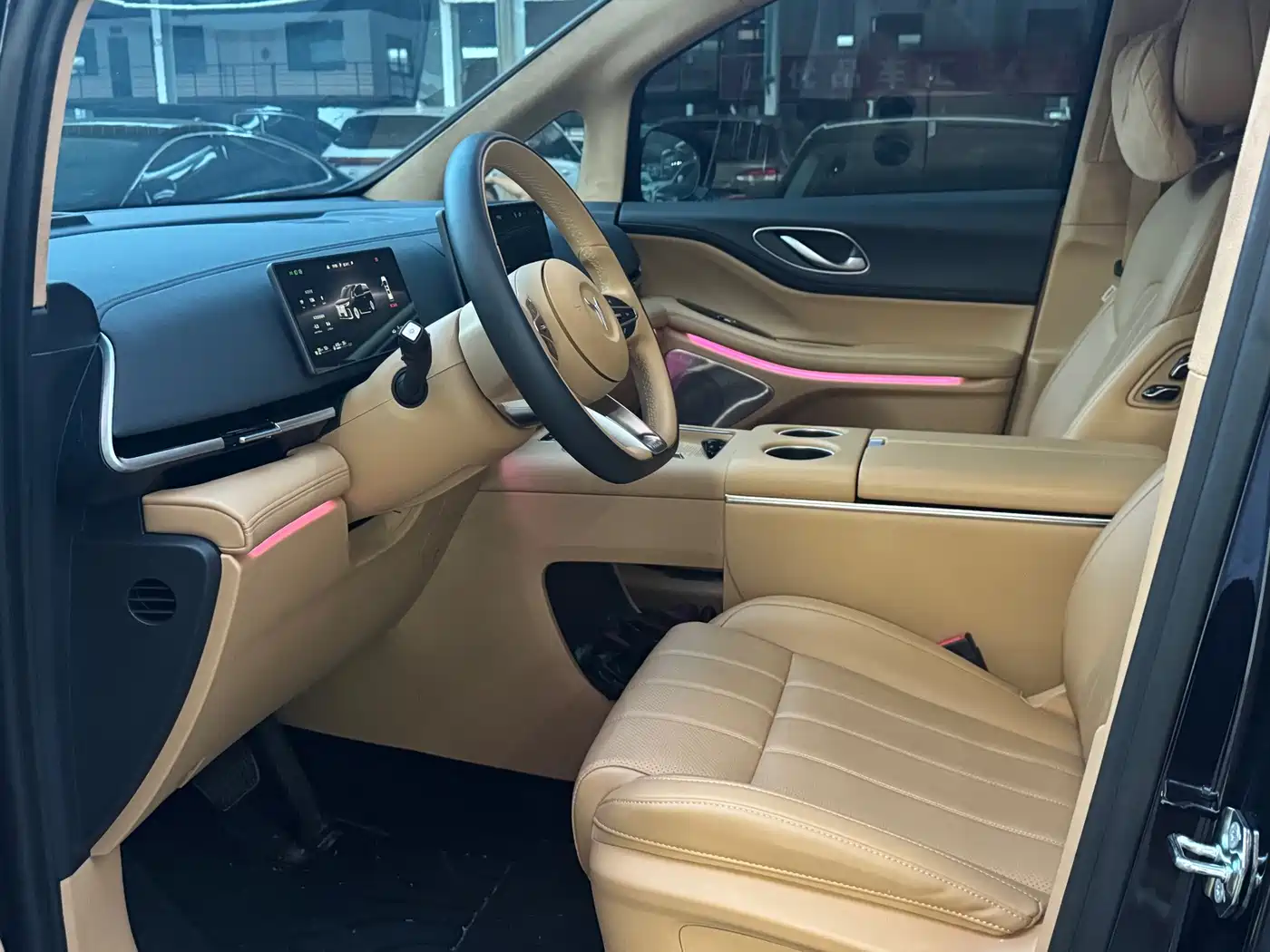 Voyah Auto Voyah Dreamer 2025 2025 Model PHEV 4WD Premium QianKun Edition