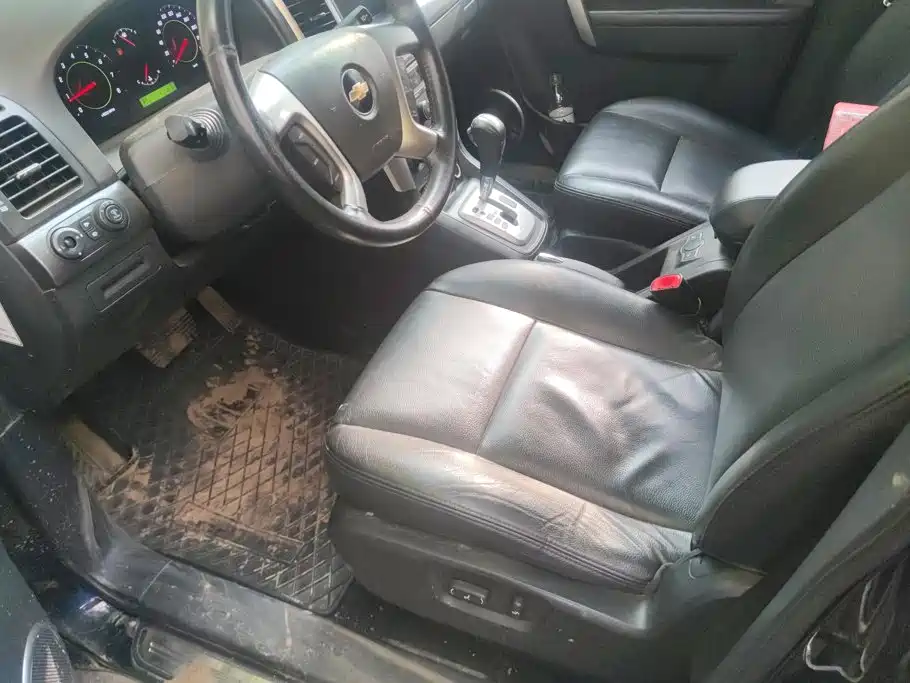 Chevrolet Captiva 2013 2012 2.4L 4WD Flagship Edition 7-Seater