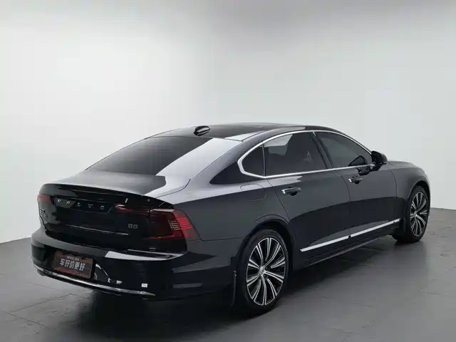 Volvo S90 2023 B5 Intelligent Vision Luxury Edition — фото 2
