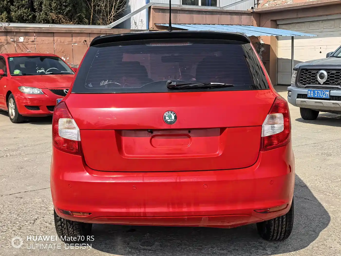 Škoda Fabia 2012 1.4L Automatic Crystal Edition фото 5