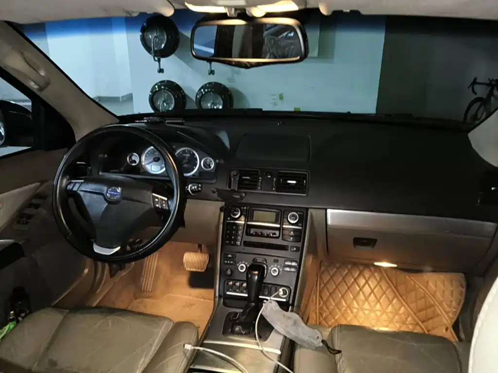Photo 11 - Volvo XC90