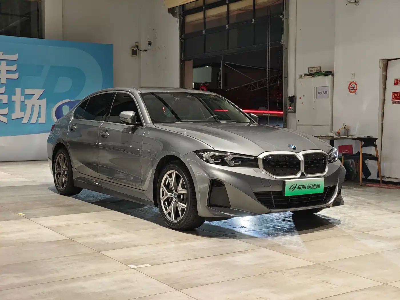 BMW i3 2022 eDrive 35 L фото 3