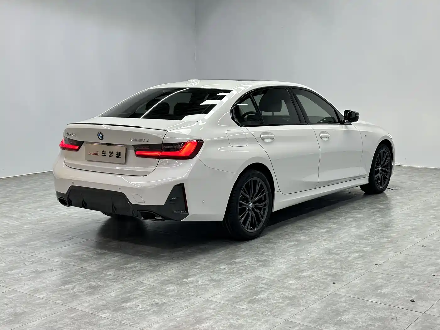 BMW 3 Series 2024 325Li M Sport Shadowline Package фото 4