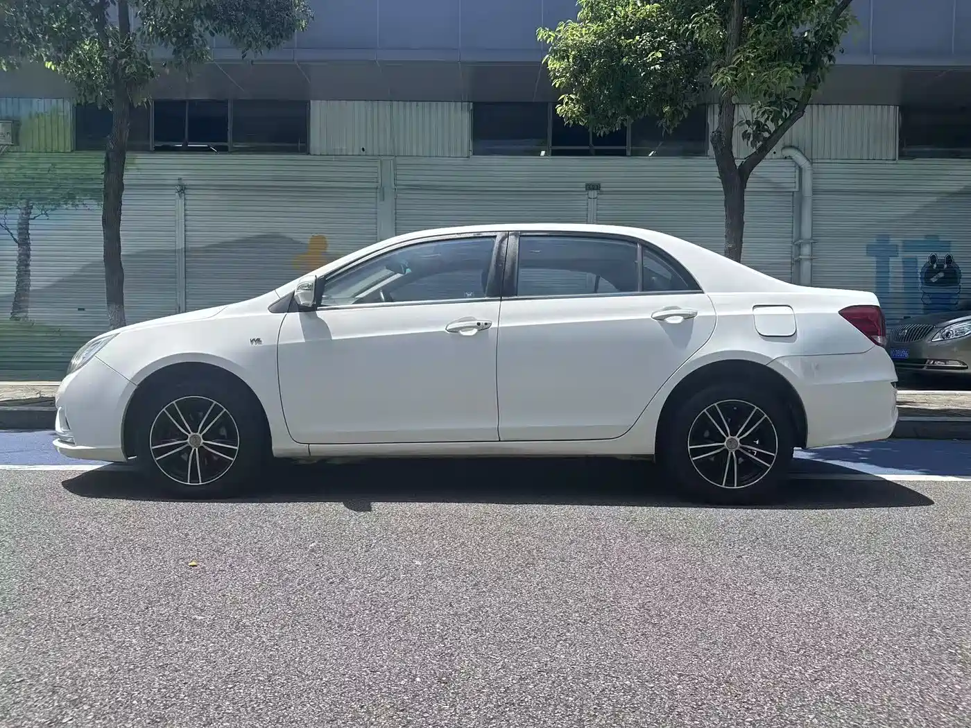 BYD Surui 2015 2015 1.5L Manual Luxury