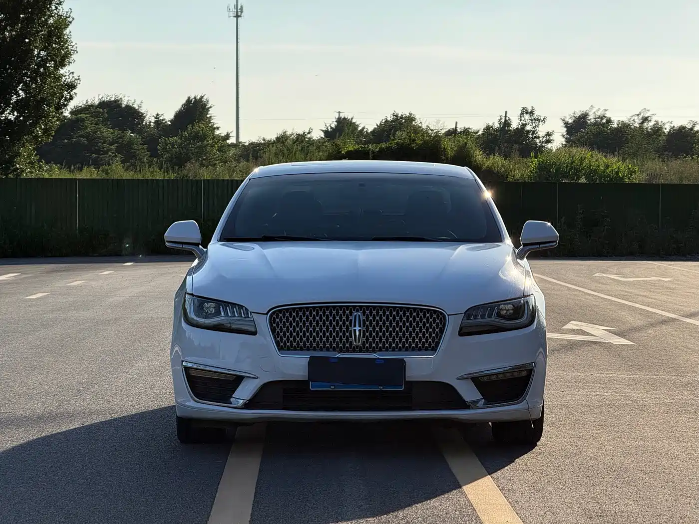 صورة 3 - Lincoln MKZ