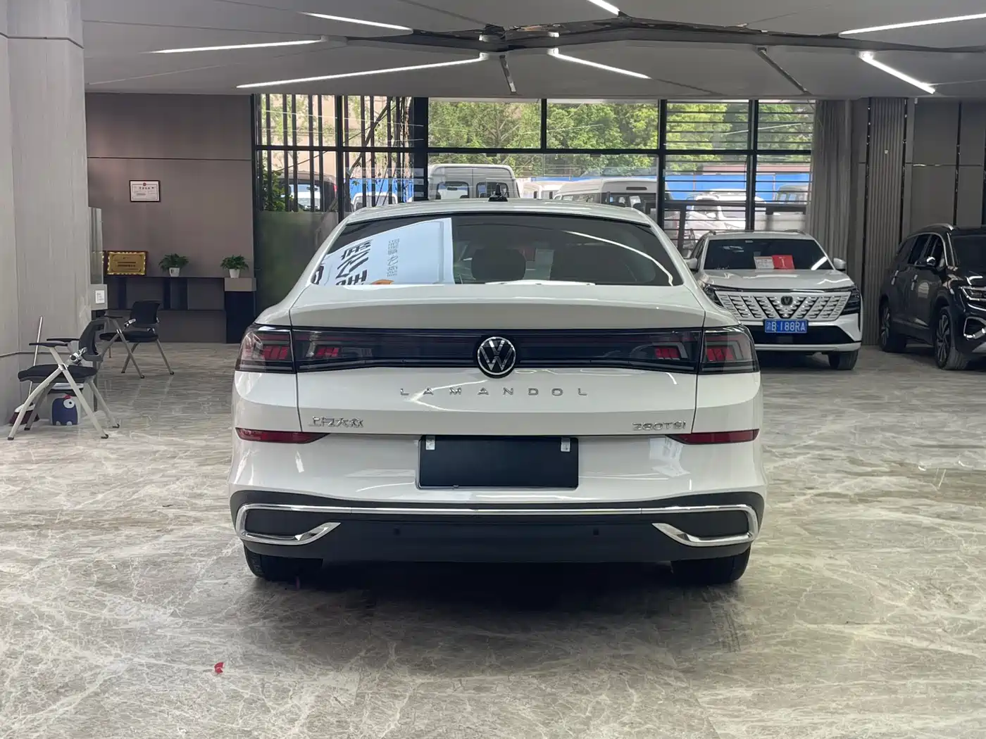 VOLKSWAGEN LINGDU