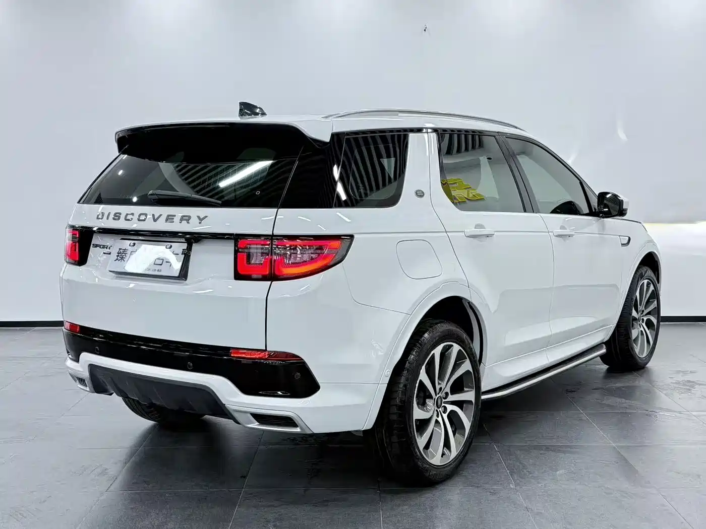 Фото 5 - Land Rover Discovery Sport