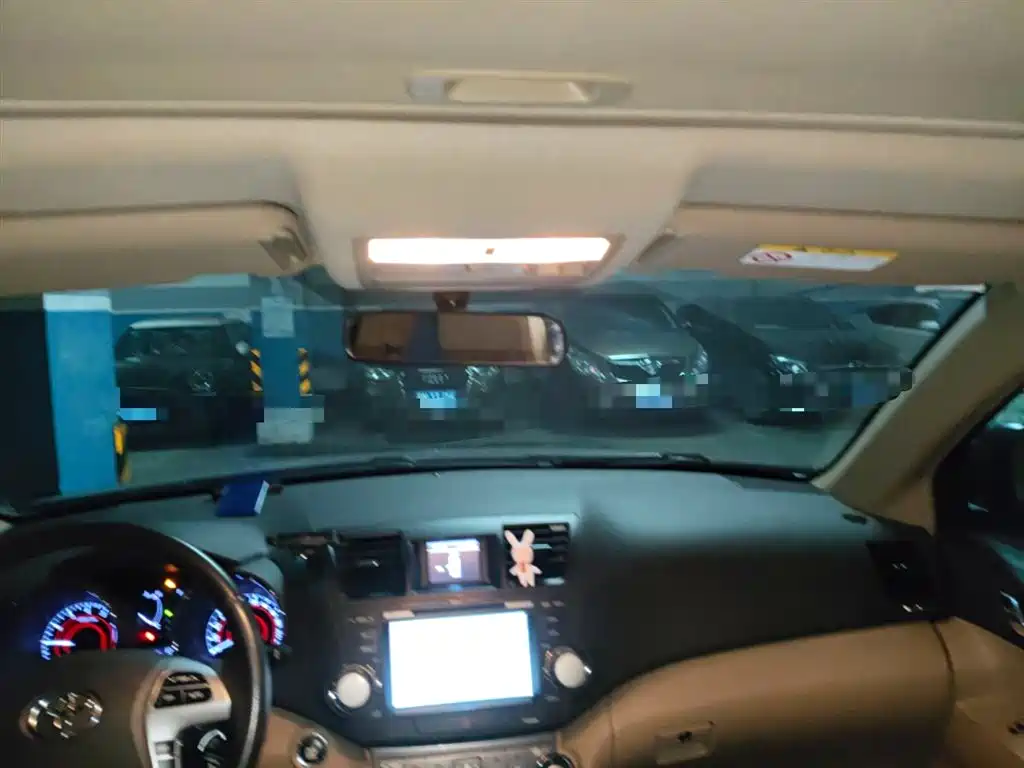 Toyota Highlander 2013 2.7L 2WD 7-seater Purple Gold Edition фото 9