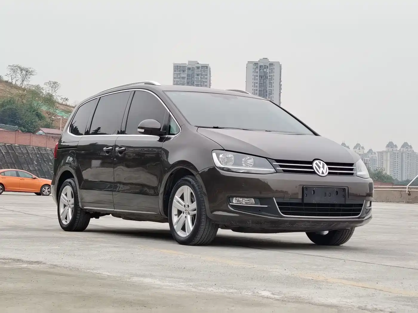 Volkswagen Sharan 2016 380TSI Comfort 7-seater фото 3