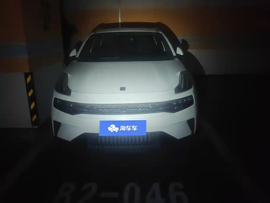 Lynk & Co 06 2023 Remix 1.5T Power Pro фото 2