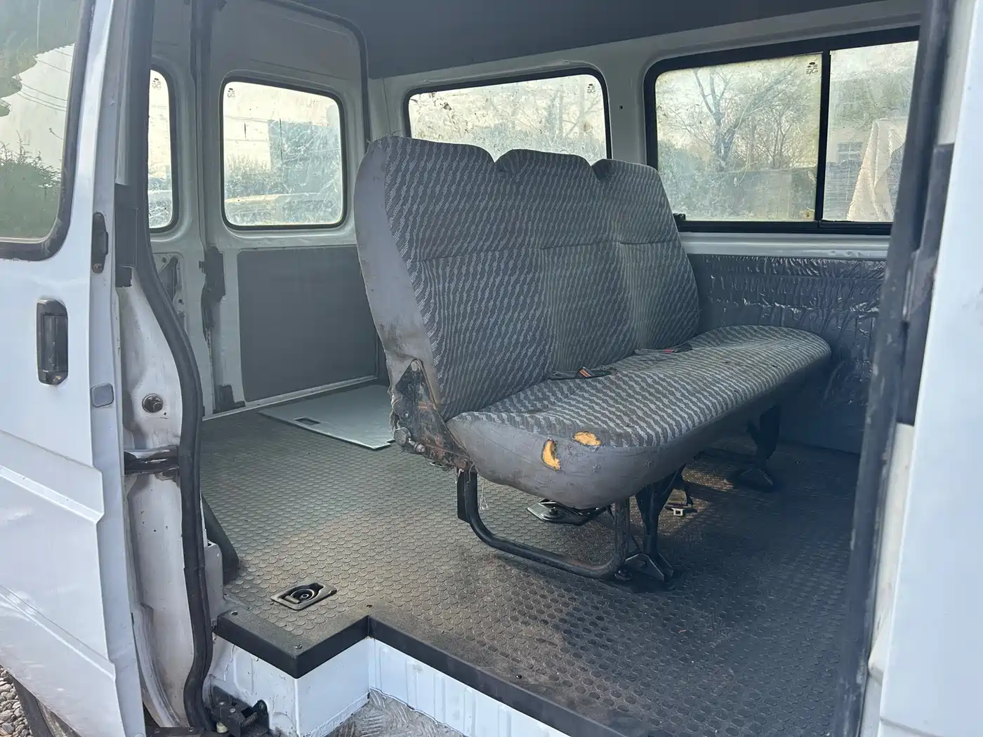 Ford Classic Transit 2016 2016 Model 2.8T Diesel Short Wheelbase 6-Seat Medium Roof Multi-Purpose Vehicle JX493ZLQ4