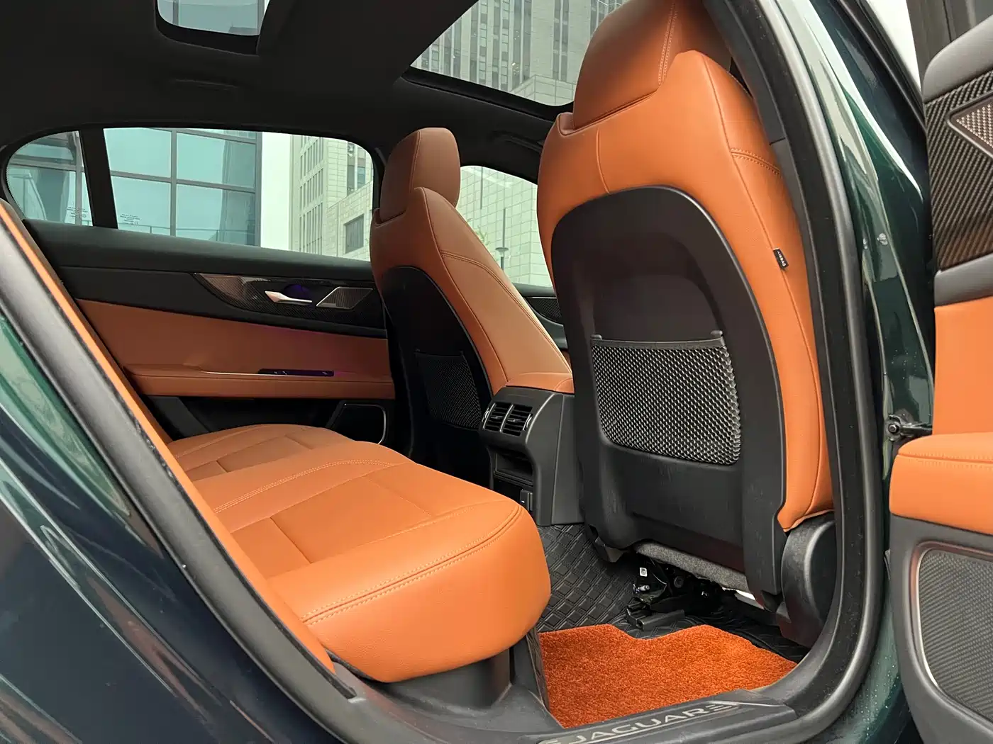 Jaguar XEL 2024 Model 2.0T 250PS R-DYNAMIC S Gloss Black Sport Edition фото 8