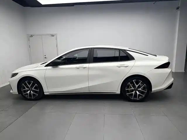 GAC Trumpchi Trumpchi Emkoo 2022 2021 270T DCT J15 Edition