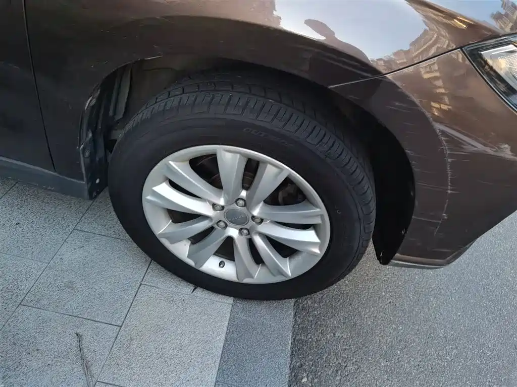 Haval H2 2016 Red Label 1.5T Manual 2WD Luxury фото 26