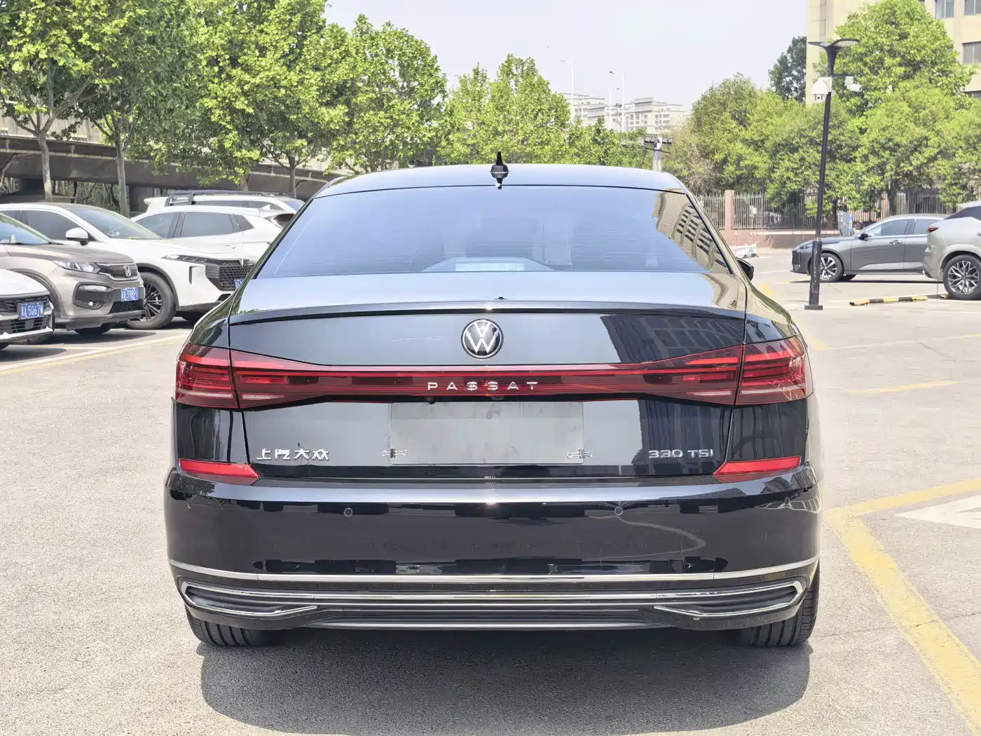 Volkswagen Passat 2023 Facelift 330TSI Elite Edition фото 9