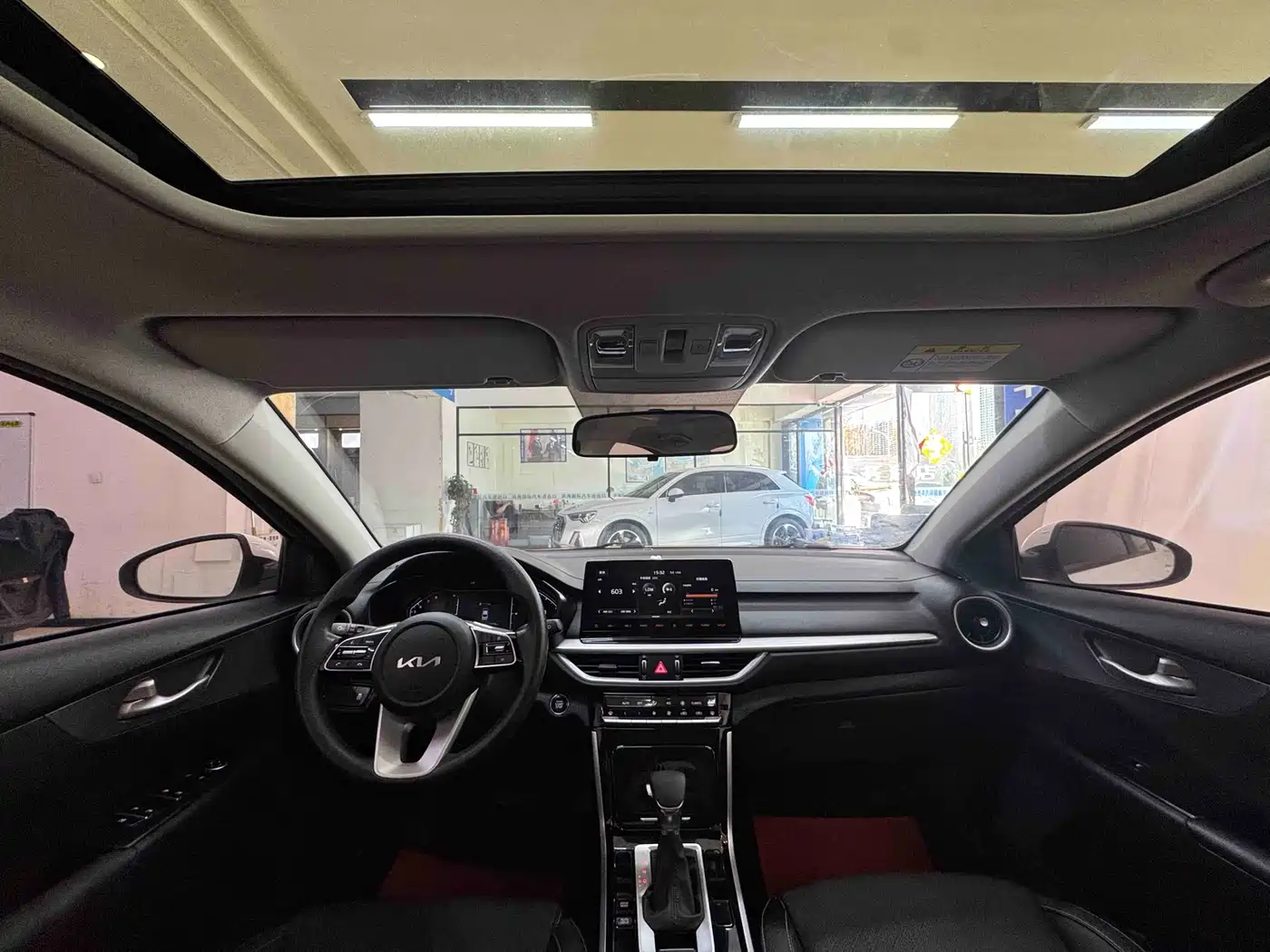 Kia K3 2021 1.5L CVT Fashion Edition фото 17