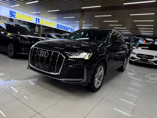 Audi Q7 2021