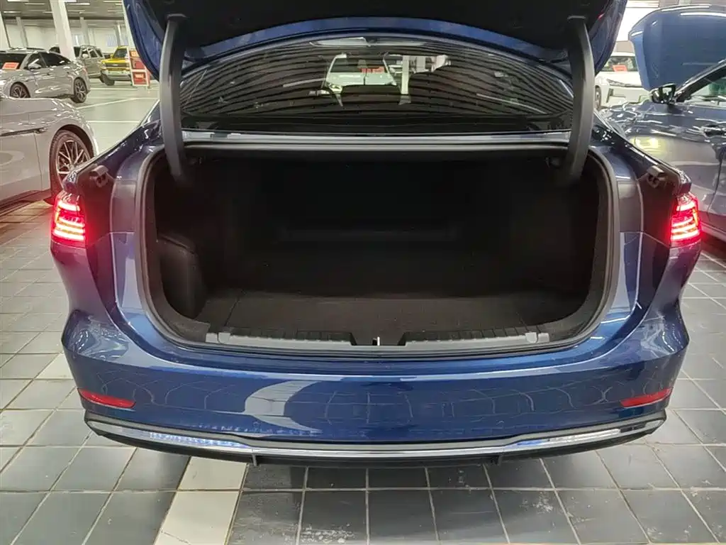 Geely Galaxy Galaxy A7 2025 EM-i фото 19