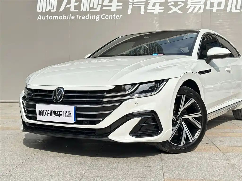 Volkswagen FAW-Volkswagen CC 2021 330TSI Dazzle Edition фото 19