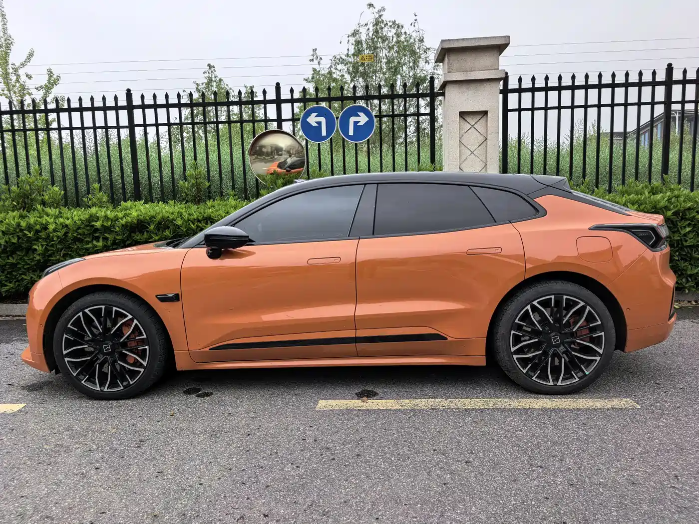 ZEEKR EXTREME KRYPTON 001