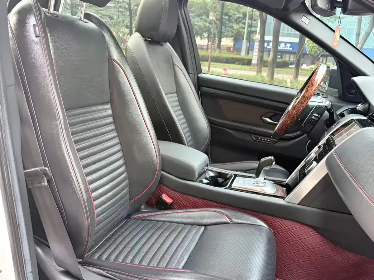 Фото 7 - Land Rover Discovery Sport