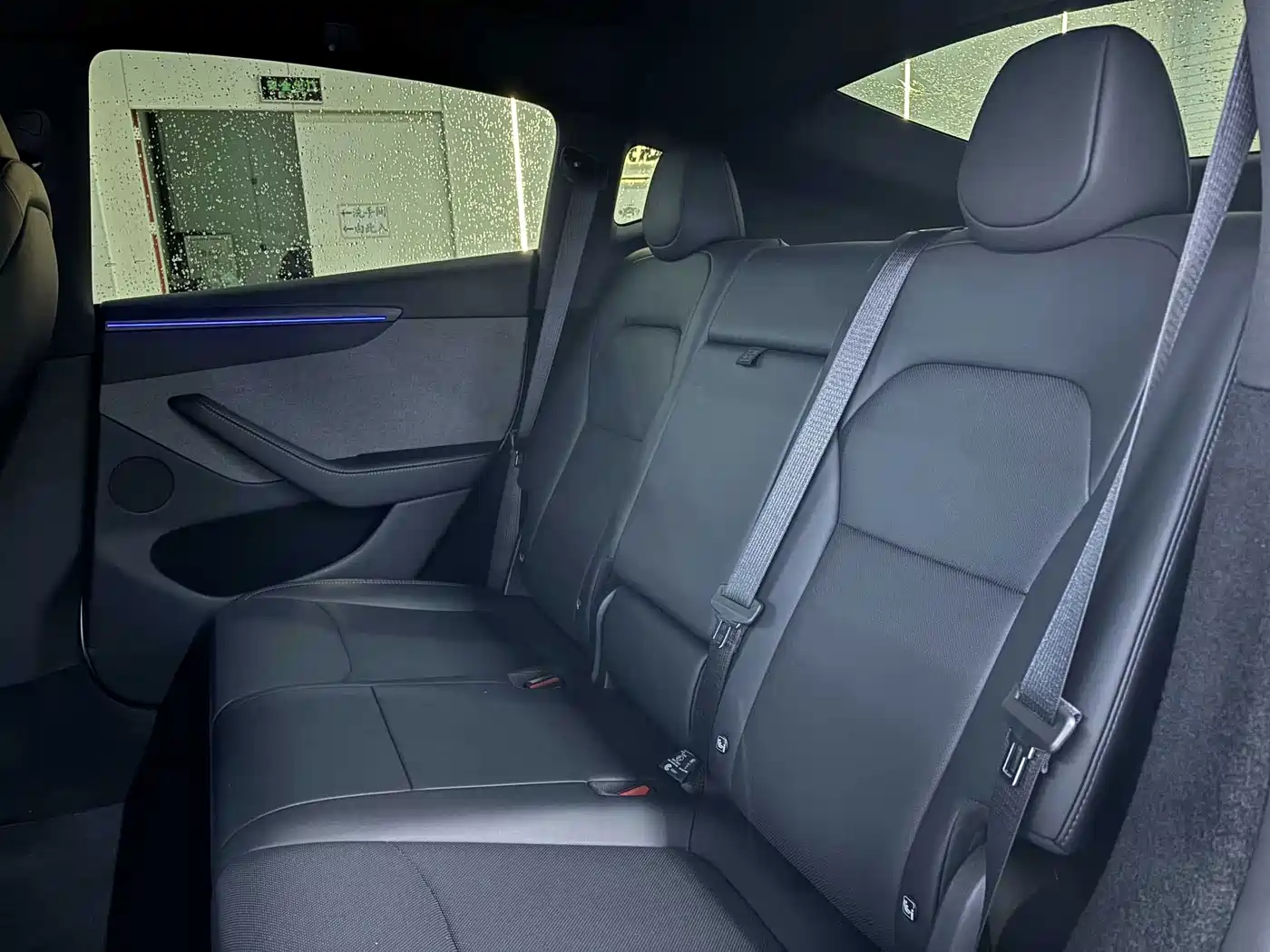 Tesla Model Y 2026 2026 Rear-Wheel Drive