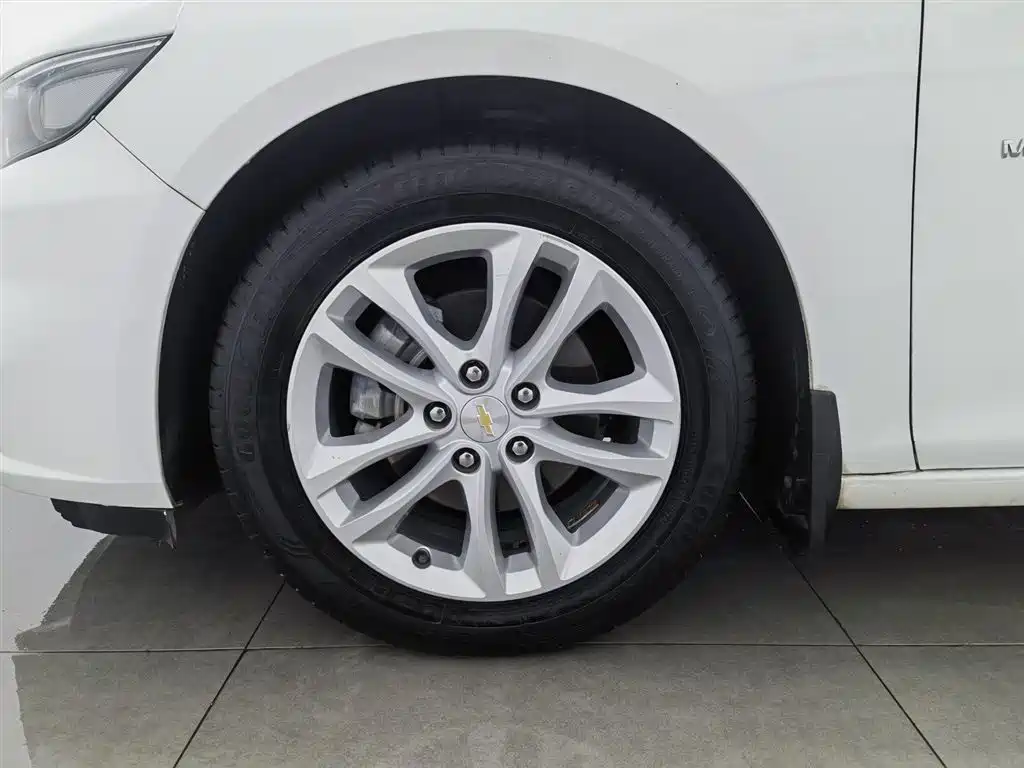 Chevrolet Malibu XL 2018 530T Auto RuiChi Edition фото 17