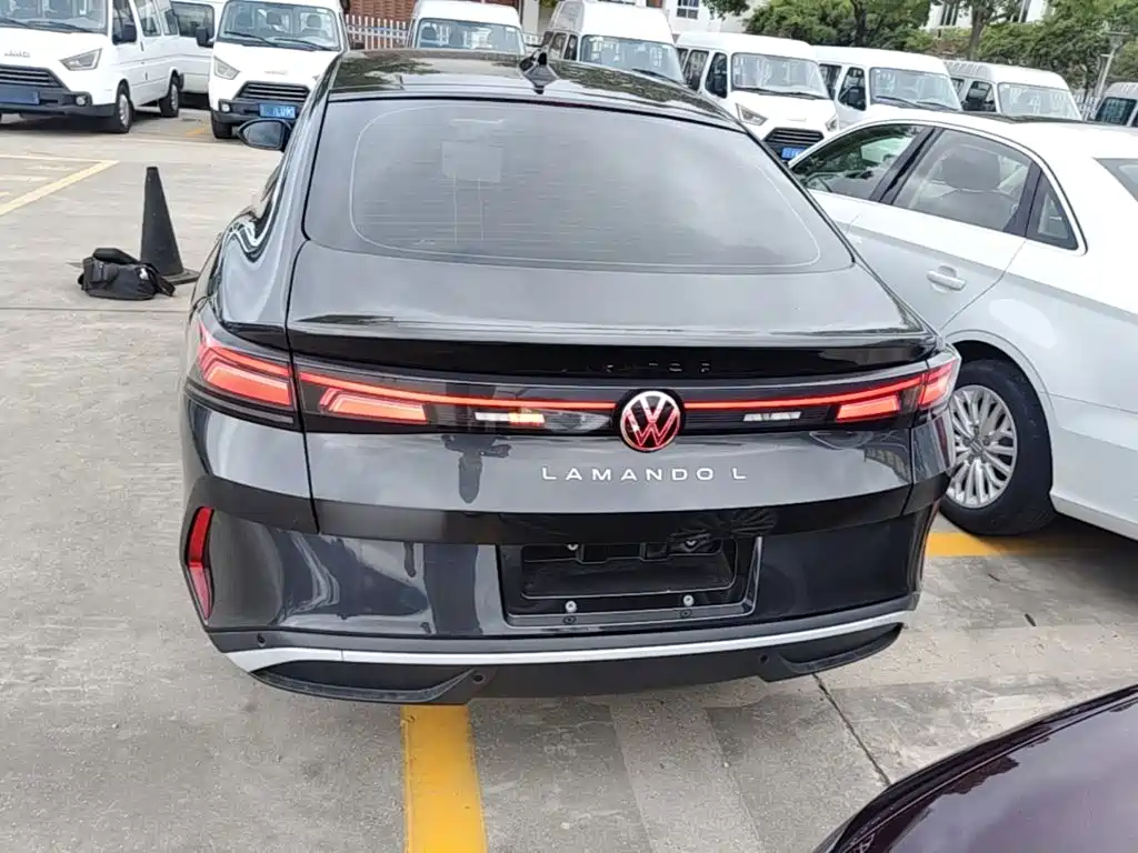 Volkswagen Lamando 2026 2025 Model Lamando L 1.5T Base Version