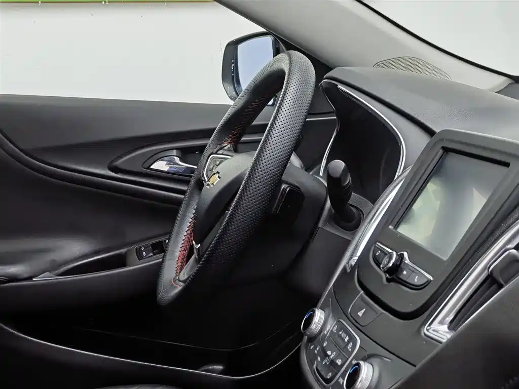 Chevrolet Malibu XL 2018 530T Auto RuiChi Edition фото 22