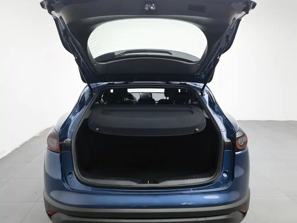 Photo 16 - Mazda CX-4