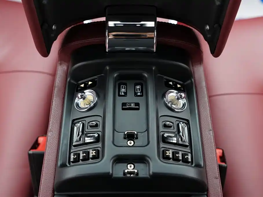 Rolls-Royce Phantom 2013 2013 6.7L Extended Wheelbase (EWB)