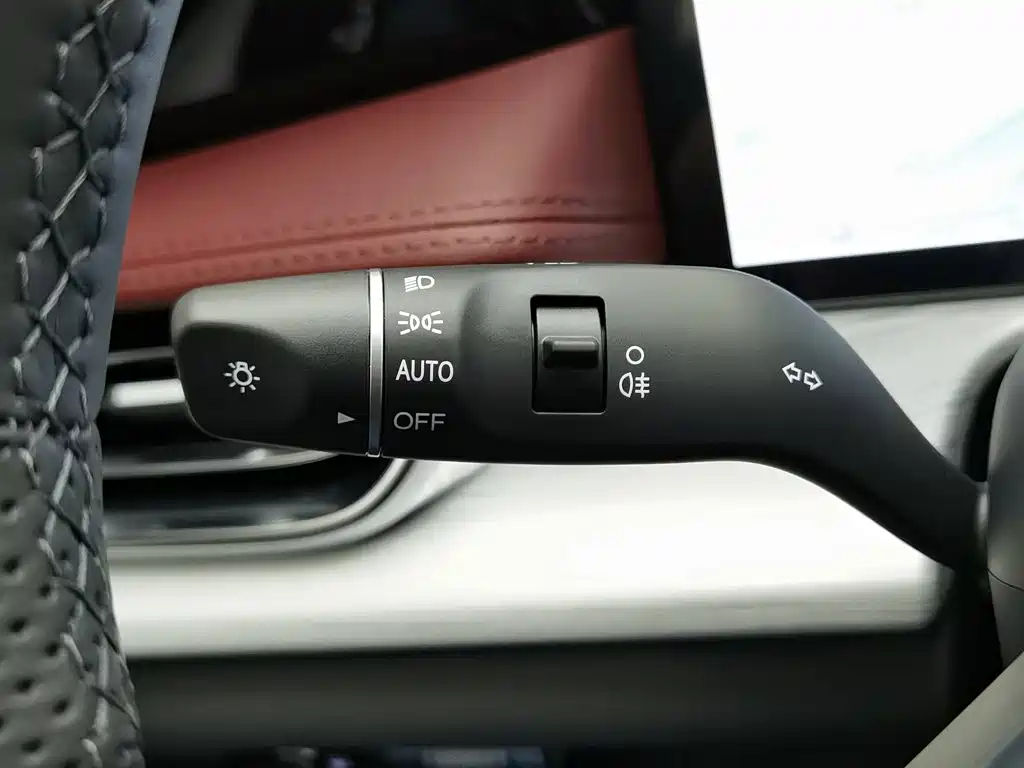 Hongqi H5 PHEV 2026 2025 130 Super Hybrid Edition
