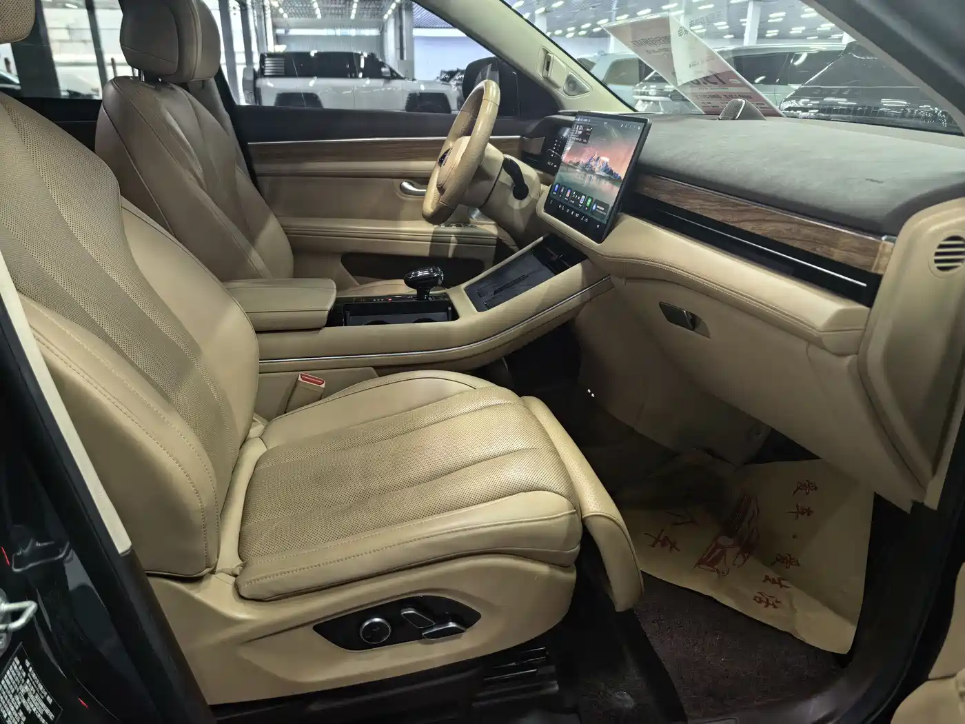 AITO Wenjie AITO M7 2024 1.5T RWD Plus 5-Seater фото 3