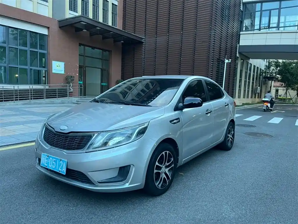 Kia K2 2012 Sedan 1.4L AT GLS Commemorative Edition