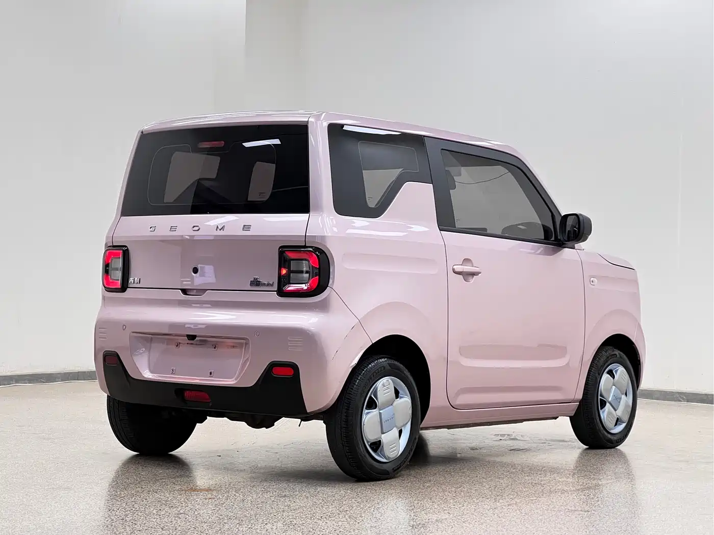 Geely Galaxy Panda 2024 Panda mini 200km Endurance Bear фото 7