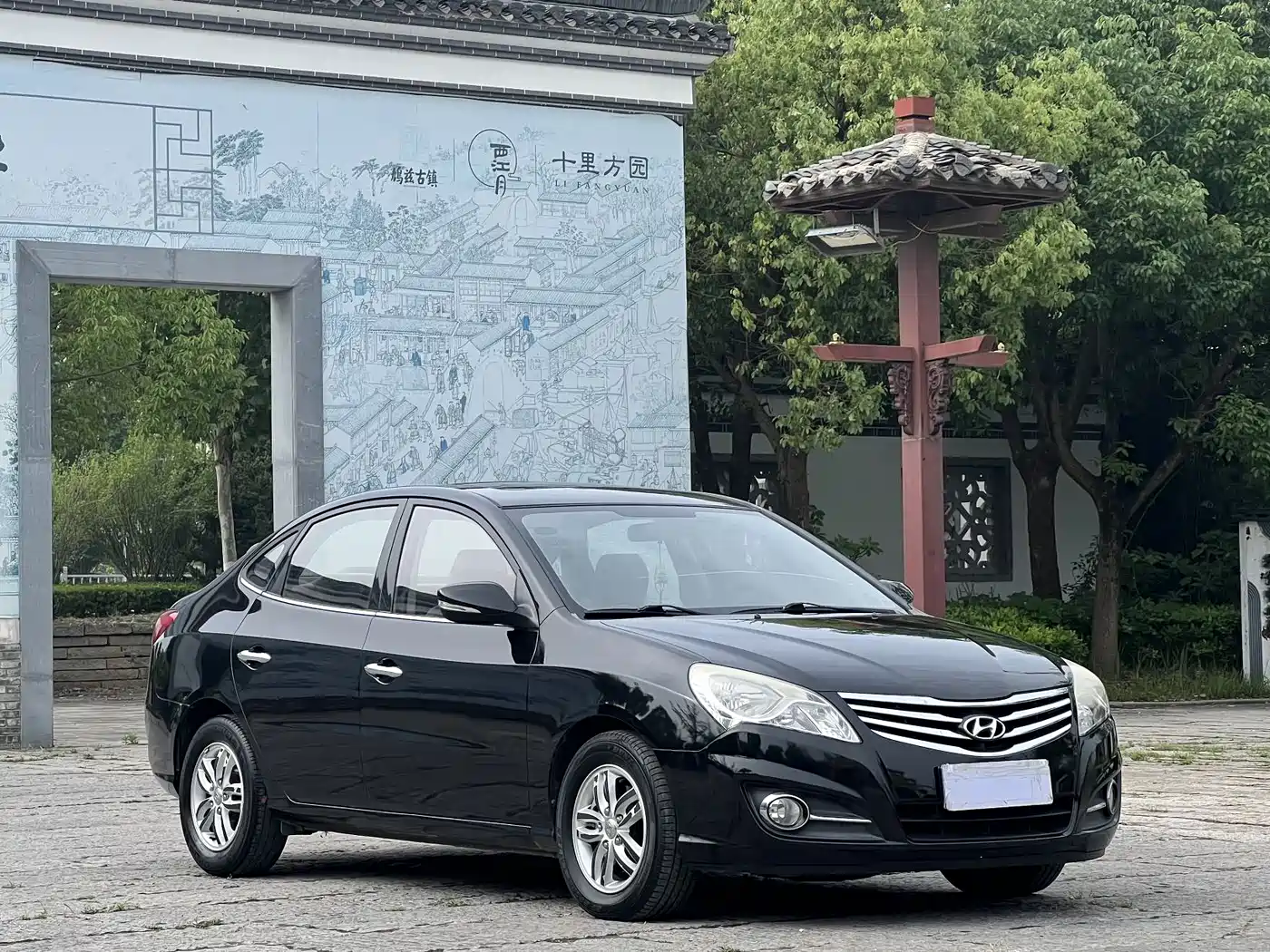 Hyundai Elantra 2011 1.6L Automatic Luxury фото 3