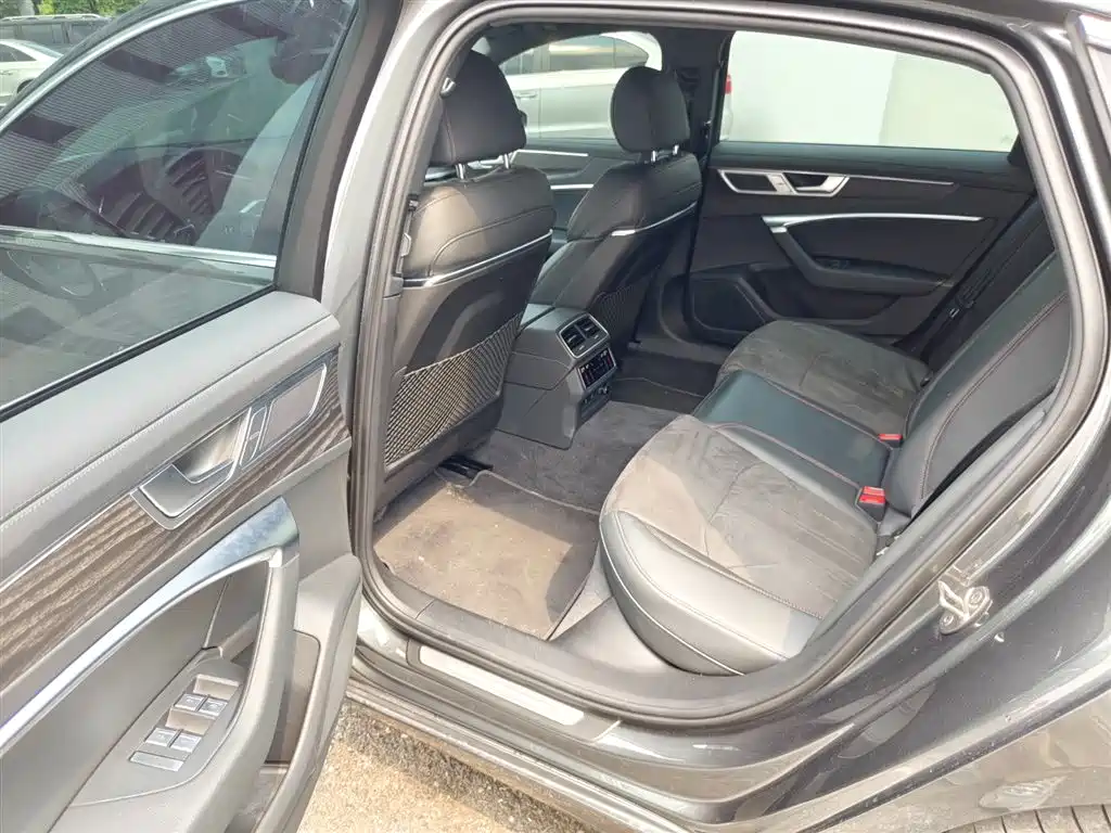 Audi A6L 2024 45 TFSI quattro Premium Dynamic фото 16