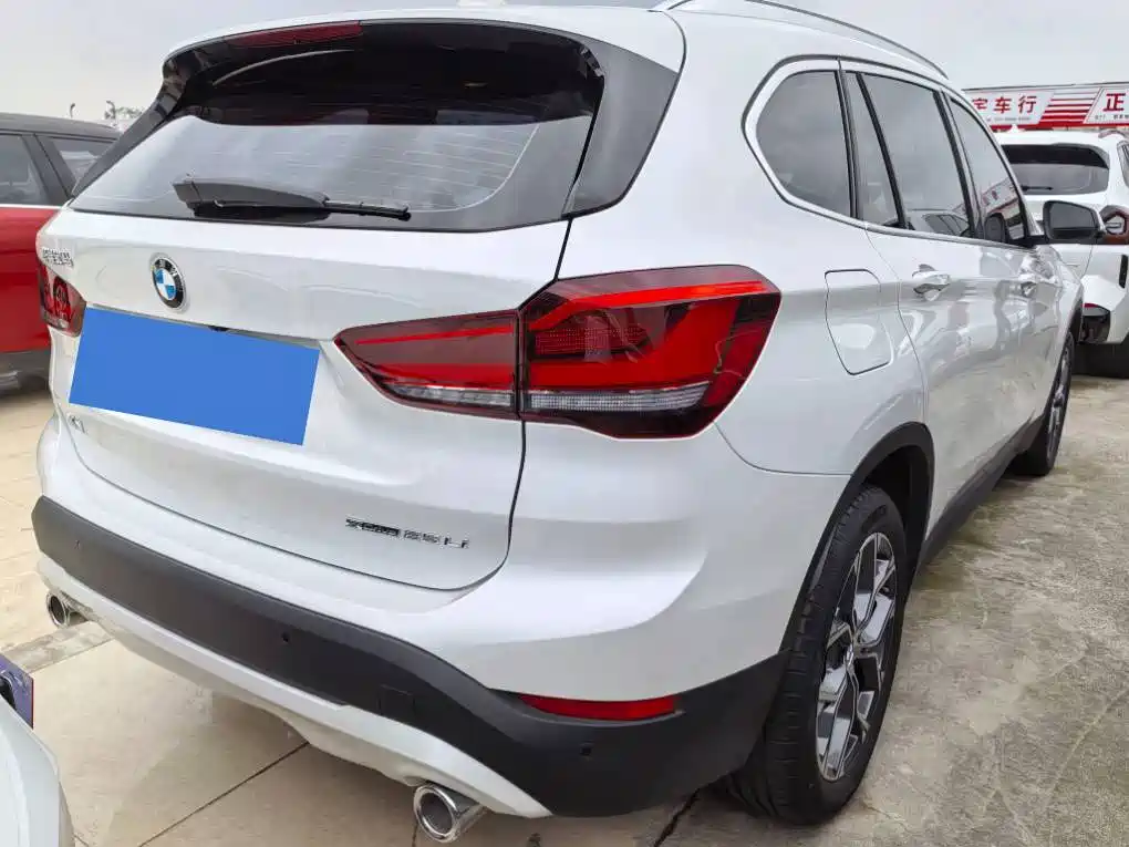 BMW X1 2021 Facelift sDrive25Li Leading фото 16