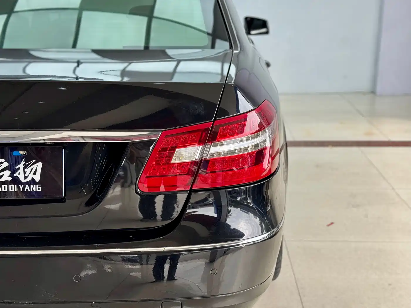 Mercedes-Benz E-Class 2011 E 200 L CGI Elegance фото 23