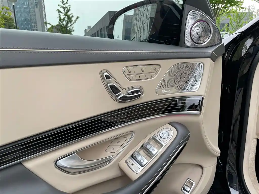 Mercedes-Benz Maybach S-Class 2018 Model S 680 фото 11