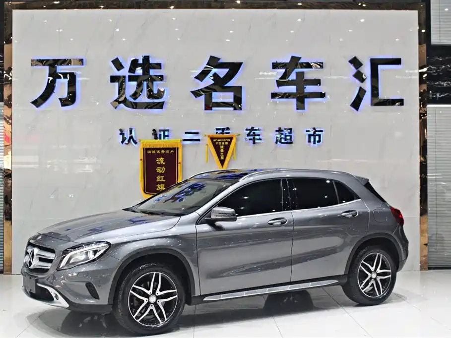 Mercedes-Benz GLA 2016 GLA 220 4MATIC Fashion фото 3