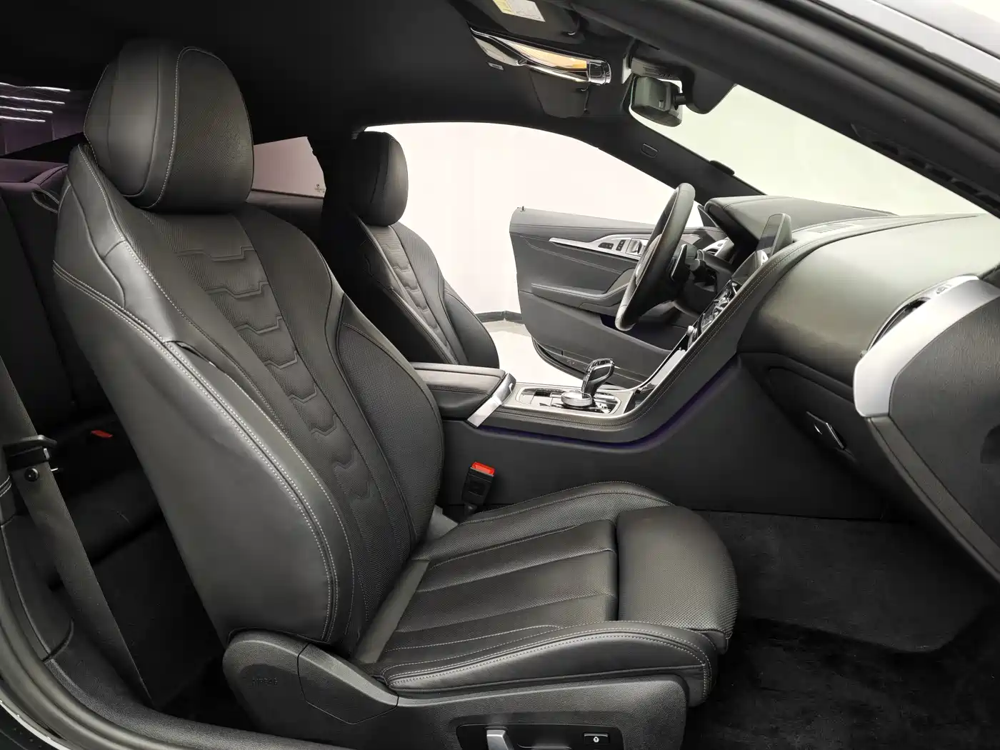 BMW 8 Series 2019 840i Coupe M Sport Package фото 7