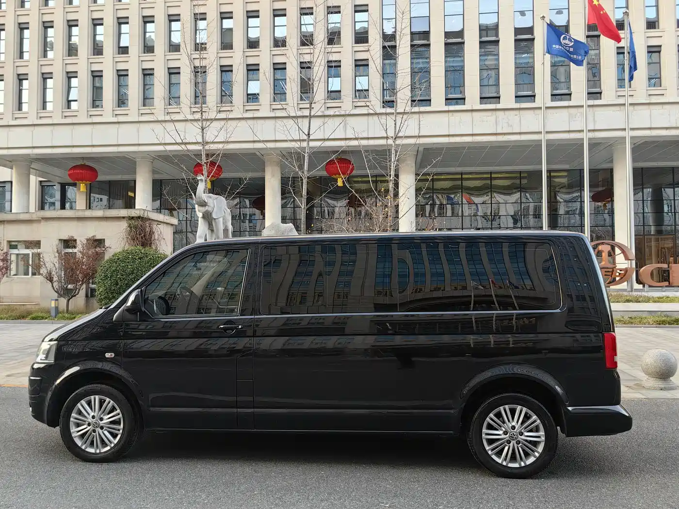 Volkswagen Caravelle 2015 2.0TSI 4WD Comfort фото 2