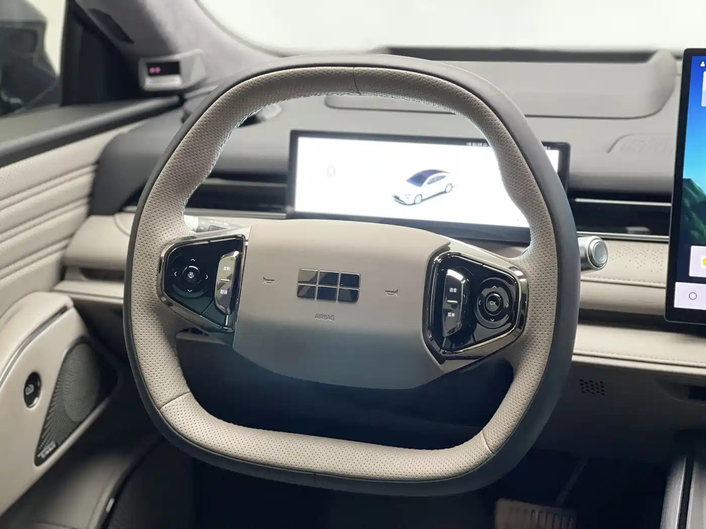 Geely Galaxy Galaxy Xingyao 8 2025 130km EM-P Starship Edition фото 18