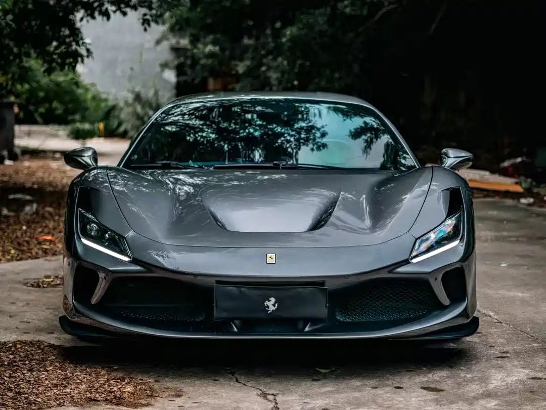 Ferrari F8