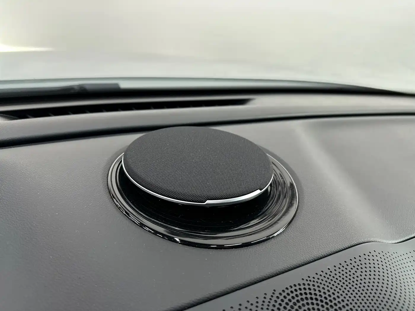 GEELY GALAXY GALAXY SPARKLE 8